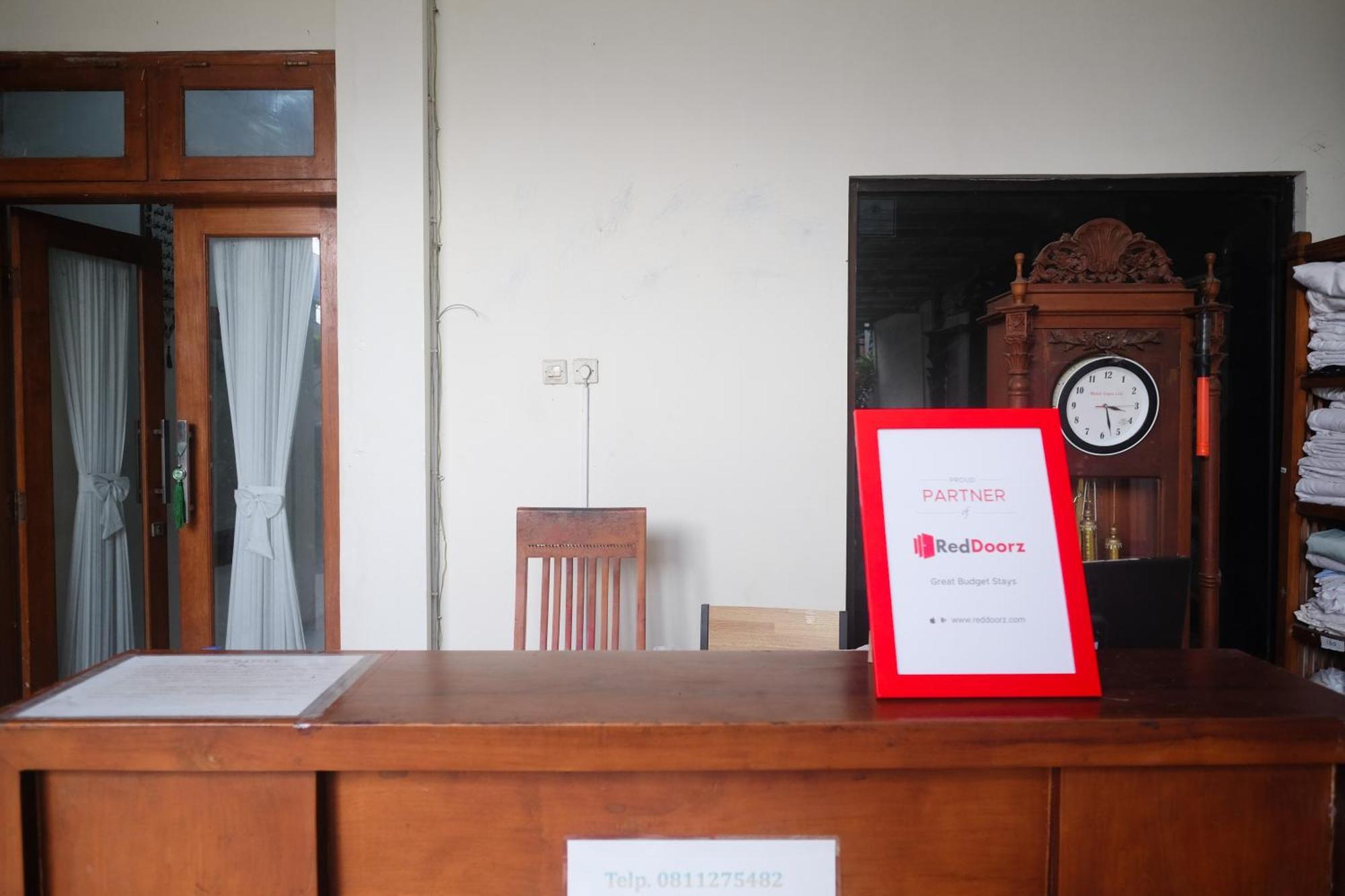 Reddoorz Syariah Near Pakuwon Mall Jogja Kejayan Экстерьер фото