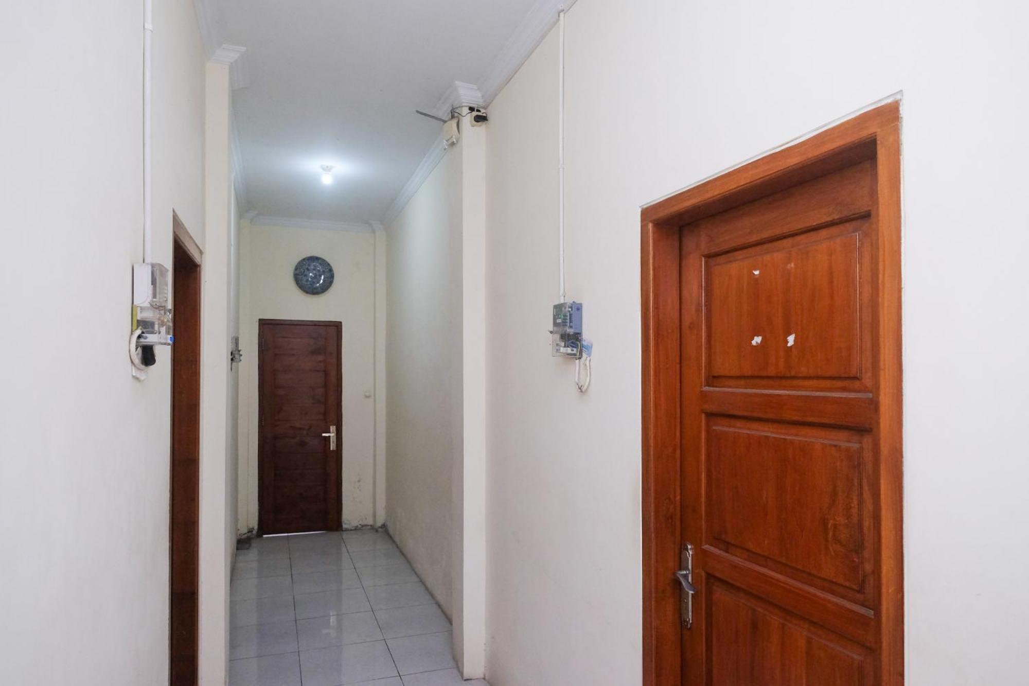Reddoorz Syariah Near Pakuwon Mall Jogja Kejayan Экстерьер фото